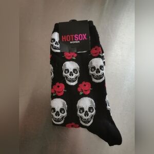 *3 FOR $30* Hot Sox Black and Red Skull Rose Casual Socks